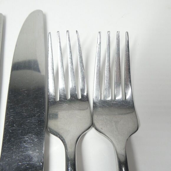 Oneida Dalton Stainless Flatware Lot 4pc Knives Forks - Picture 3 of 7